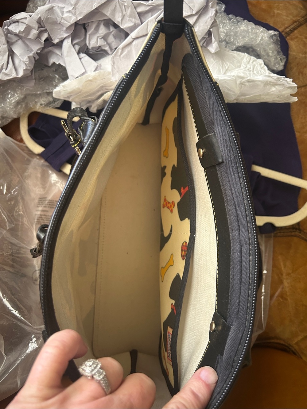 Dooney & Bourke Cream Tote with Black Scottie Dog Print - Picture 6 of 7